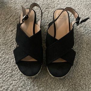 Black sandals size 7 with 1.5 inch heal - great condition!